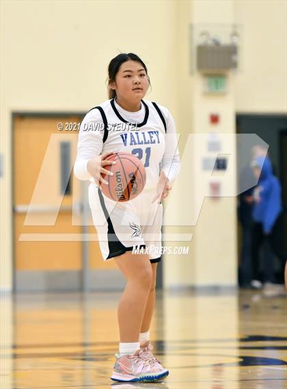 Thumbnail 3 in Clovis vs. Valley (Rumble on the River) photogallery.