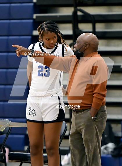 Thumbnail 3 in Clovis vs. Valley (Rumble on the River) photogallery.