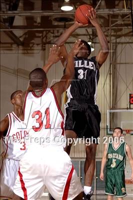 Thumbnail 3 in 2006 Inland Valley All-Star Boys Basketball Game photogallery.