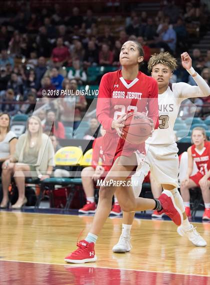 Thumbnail 3 in Regis Jesuit vs. Horizon (CHSAA 5A Great 8) photogallery.
