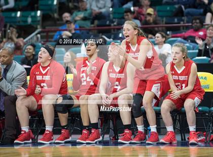 Thumbnail 2 in Regis Jesuit vs. Horizon (CHSAA 5A Great 8) photogallery.
