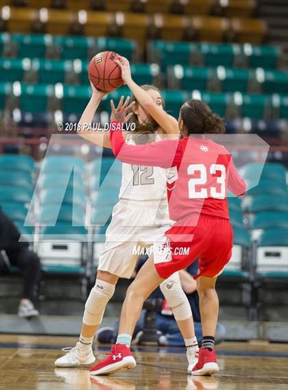 Thumbnail 2 in Regis Jesuit vs. Horizon (CHSAA 5A Great 8) photogallery.