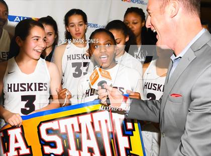 Thumbnail 2 in Xavier College Prep vs. Hamilton (AIA 6A Final Awards) photogallery.