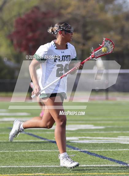 Thumbnail 2 in Bay Shore vs William Floyd photogallery.