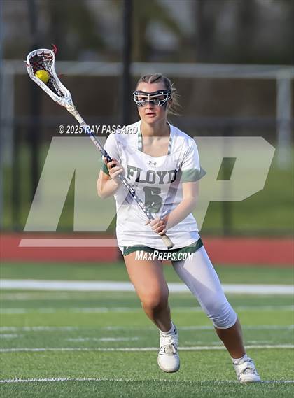 Thumbnail 3 in Bay Shore vs William Floyd photogallery.
