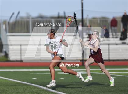 Thumbnail 2 in Bay Shore vs William Floyd photogallery.