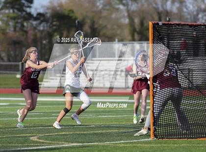 Thumbnail 3 in Bay Shore vs William Floyd photogallery.