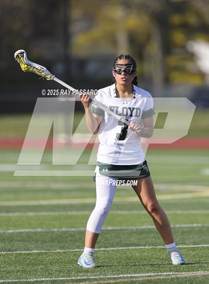 Thumbnail 1 in Bay Shore vs William Floyd photogallery.
