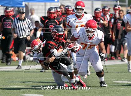 Thumbnail 3 in Norte Vista vs. Palm Desert photogallery.