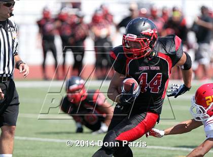 Thumbnail 3 in Norte Vista vs. Palm Desert photogallery.
