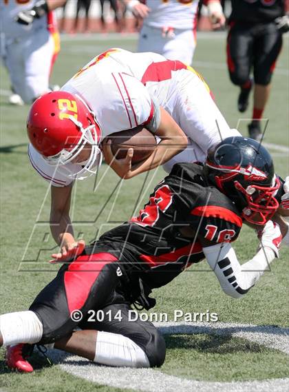 Thumbnail 2 in Norte Vista vs. Palm Desert photogallery.