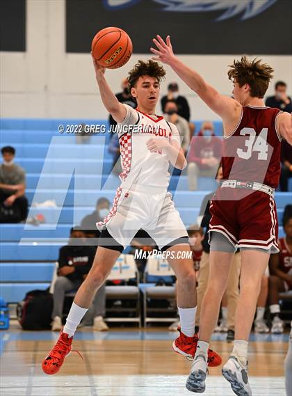 Thumbnail 3 in Sacred Heart Prep vs. Lincoln (The Crush in the Valley) photogallery.