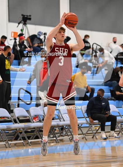 Thumbnail 3 in Sacred Heart Prep vs. Lincoln (The Crush in the Valley) photogallery.