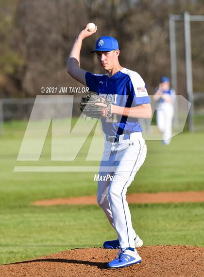 Thumbnail 3 in Huckabay @ Gordon photogallery.