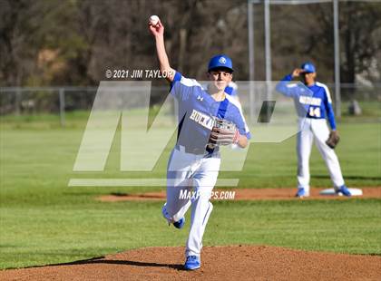 Thumbnail 3 in Huckabay @ Gordon photogallery.
