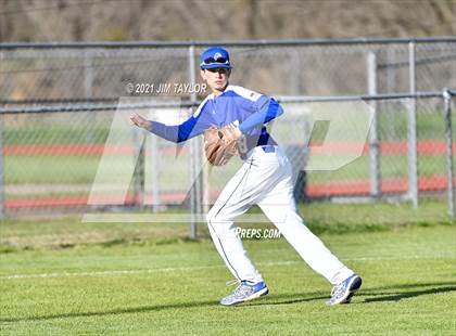 Thumbnail 3 in Huckabay @ Gordon photogallery.