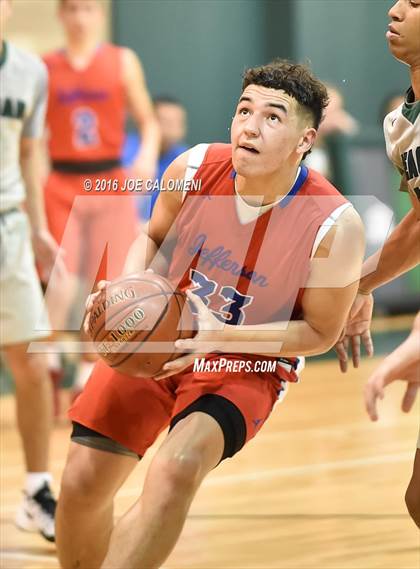 Thumbnail 1 in Reagan [Ronald] vs Jefferson (NISD/NEISD Invitational) photogallery.