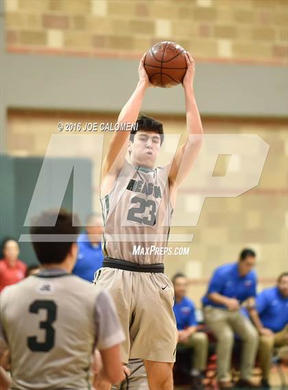Thumbnail 2 in Reagan [Ronald] vs Jefferson (NISD/NEISD Invitational) photogallery.