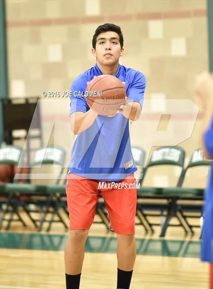Thumbnail 1 in Reagan [Ronald] vs Jefferson (NISD/NEISD Invitational) photogallery.