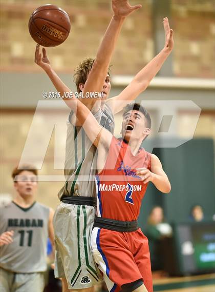 Thumbnail 3 in Reagan [Ronald] vs Jefferson (NISD/NEISD Invitational) photogallery.