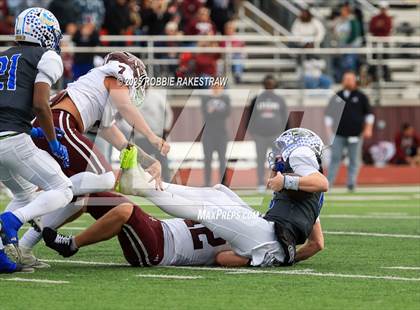 Thumbnail 3 in Sunnyvale vs. Athens (UIL 4A D2 Football Regional Semifinal) photogallery.