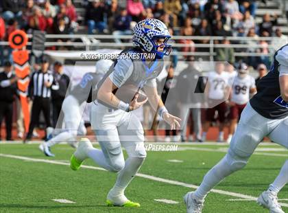 Thumbnail 1 in Sunnyvale vs. Athens (UIL 4A D2 Football Regional Semifinal) photogallery.