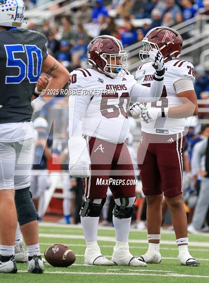 Thumbnail 1 in Sunnyvale vs. Athens (UIL 4A D2 Football Regional Semifinal) photogallery.