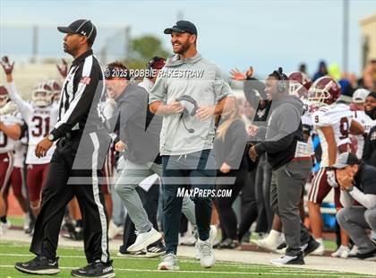 Thumbnail 3 in Sunnyvale vs. Athens (UIL 4A D2 Football Regional Semifinal) photogallery.