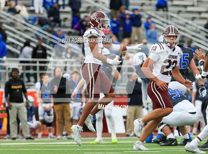Thumbnail 1 in Sunnyvale vs. Athens (UIL 4A D2 Football Regional Semifinal) photogallery.