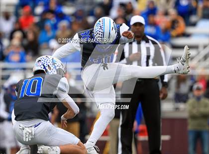 Thumbnail 2 in Sunnyvale vs. Athens (UIL 4A D2 Football Regional Semifinal) photogallery.