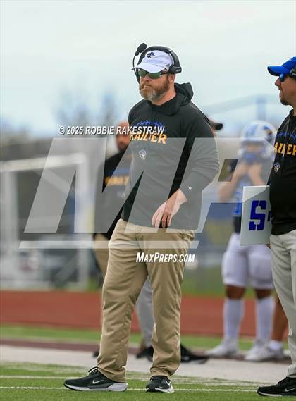 Thumbnail 3 in Sunnyvale vs. Athens (UIL 4A D2 Football Regional Semifinal) photogallery.