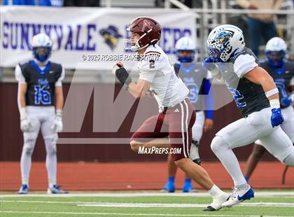 Thumbnail 1 in Sunnyvale vs. Athens (UIL 4A D2 Football Regional Semifinal) photogallery.