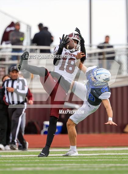Thumbnail 3 in Sunnyvale vs. Athens (UIL 4A D2 Football Regional Semifinal) photogallery.