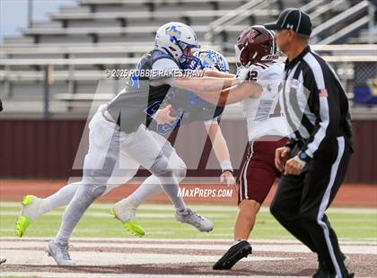 Thumbnail 1 in Sunnyvale vs. Athens (UIL 4A D2 Football Regional Semifinal) photogallery.