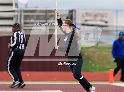 Thumbnail 1 in Sunnyvale vs. Athens (UIL 4A D2 Football Regional Semifinal) photogallery.