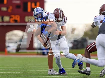 Thumbnail 2 in Sunnyvale vs. Athens (UIL 4A D2 Football Regional Semifinal) photogallery.