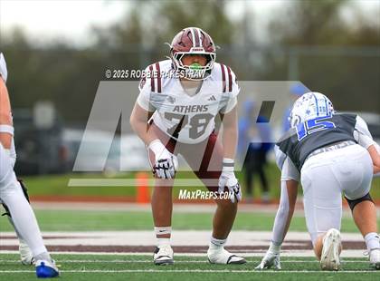 Thumbnail 1 in Sunnyvale vs. Athens (UIL 4A D2 Football Regional Semifinal) photogallery.