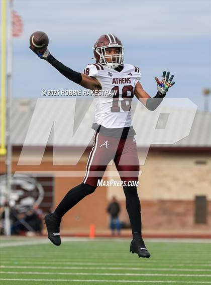 Thumbnail 1 in Sunnyvale vs. Athens (UIL 4A D2 Football Regional Semifinal) photogallery.