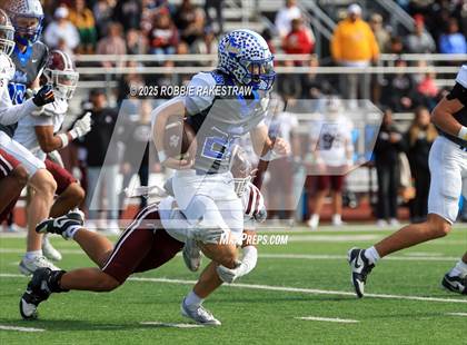 Thumbnail 3 in Sunnyvale vs. Athens (UIL 4A D2 Football Regional Semifinal) photogallery.
