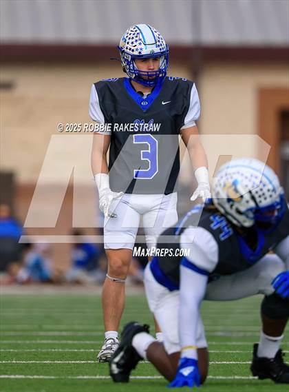 Thumbnail 2 in Sunnyvale vs. Athens (UIL 4A D2 Football Regional Semifinal) photogallery.