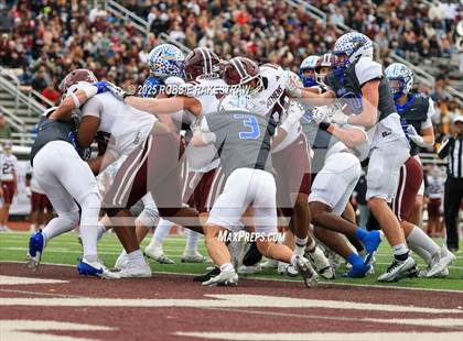 Thumbnail 1 in Sunnyvale vs. Athens (UIL 4A D2 Football Regional Semifinal) photogallery.