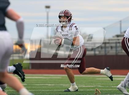 Thumbnail 1 in Sunnyvale vs. Athens (UIL 4A D2 Football Regional Semifinal) photogallery.