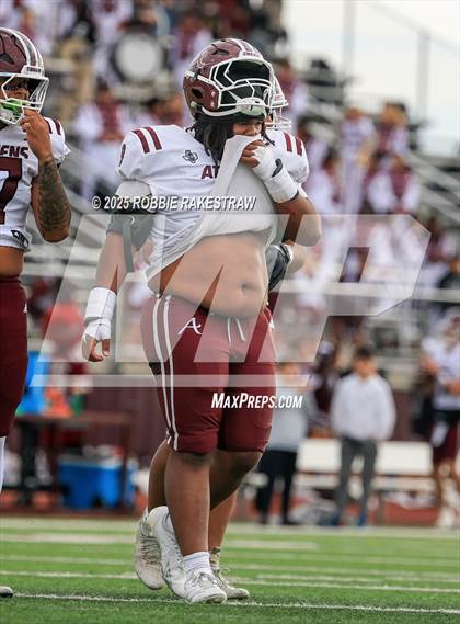 Thumbnail 1 in Sunnyvale vs. Athens (UIL 4A D2 Football Regional Semifinal) photogallery.