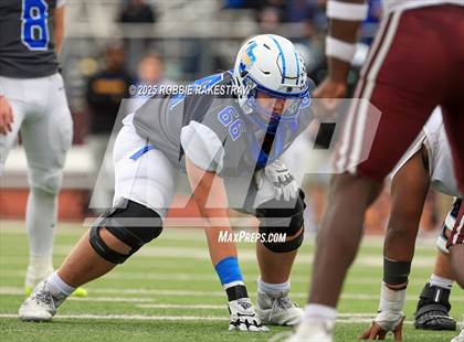 Thumbnail 2 in Sunnyvale vs. Athens (UIL 4A D2 Football Regional Semifinal) photogallery.