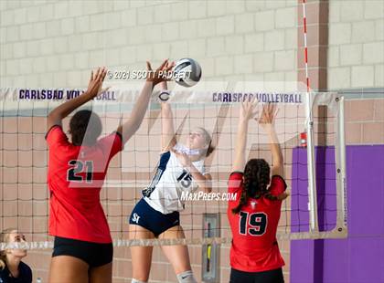 Thumbnail 1 in San Juan Hills vs Santa Fe Christian (California Challenge) photogallery.