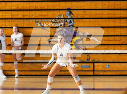 Thumbnail 1 in San Juan Hills vs Santa Fe Christian (California Challenge) photogallery.