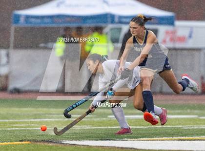 Thumbnail 3 in Bayport Blue Point vs Carle Place (NYSPHSAA Class C Quarterfinals) photogallery.