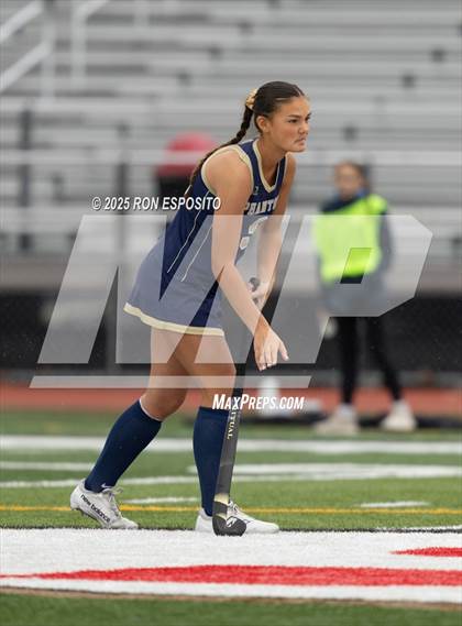 Thumbnail 2 in Bayport Blue Point vs Carle Place (NYSPHSAA Class C Quarterfinals) photogallery.