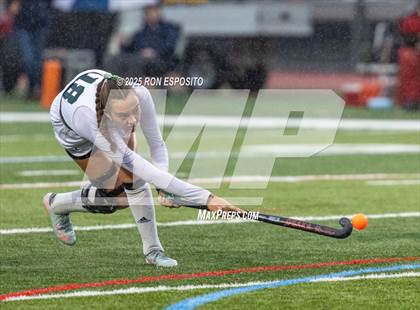 Thumbnail 2 in Bayport Blue Point vs Carle Place (NYSPHSAA Class C Quarterfinals) photogallery.