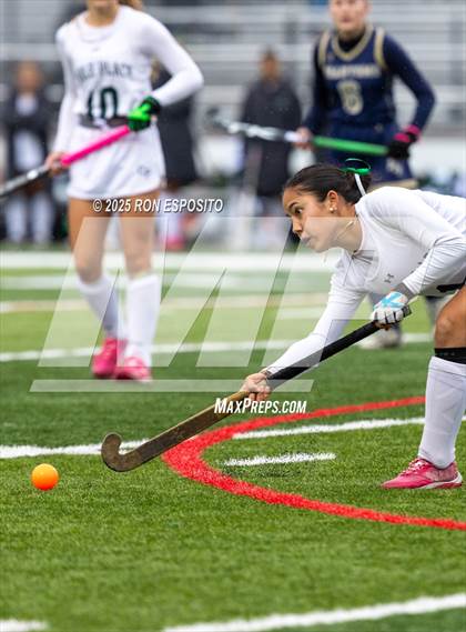 Thumbnail 3 in Bayport Blue Point vs Carle Place (NYSPHSAA Class C Quarterfinals) photogallery.